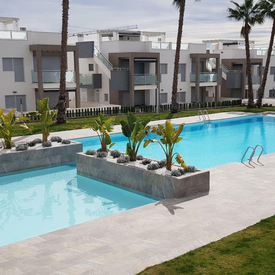 Sensacion Azul Apartment Torrevieja Bagian luar foto